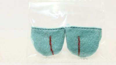 足袋：スモーキーグリーン地＋赤糸①