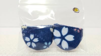 足袋：白とピンクの桜柄①
